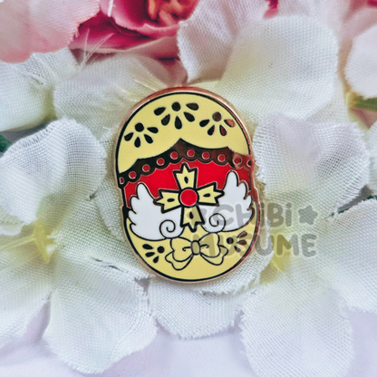 Thief's Pendant Mini Enamel Pin